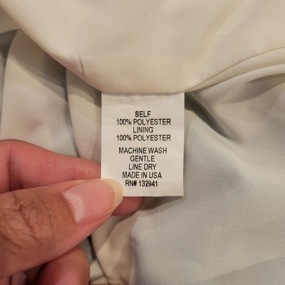 Amanda uprichard Dress size small. - Picture 7 of 9